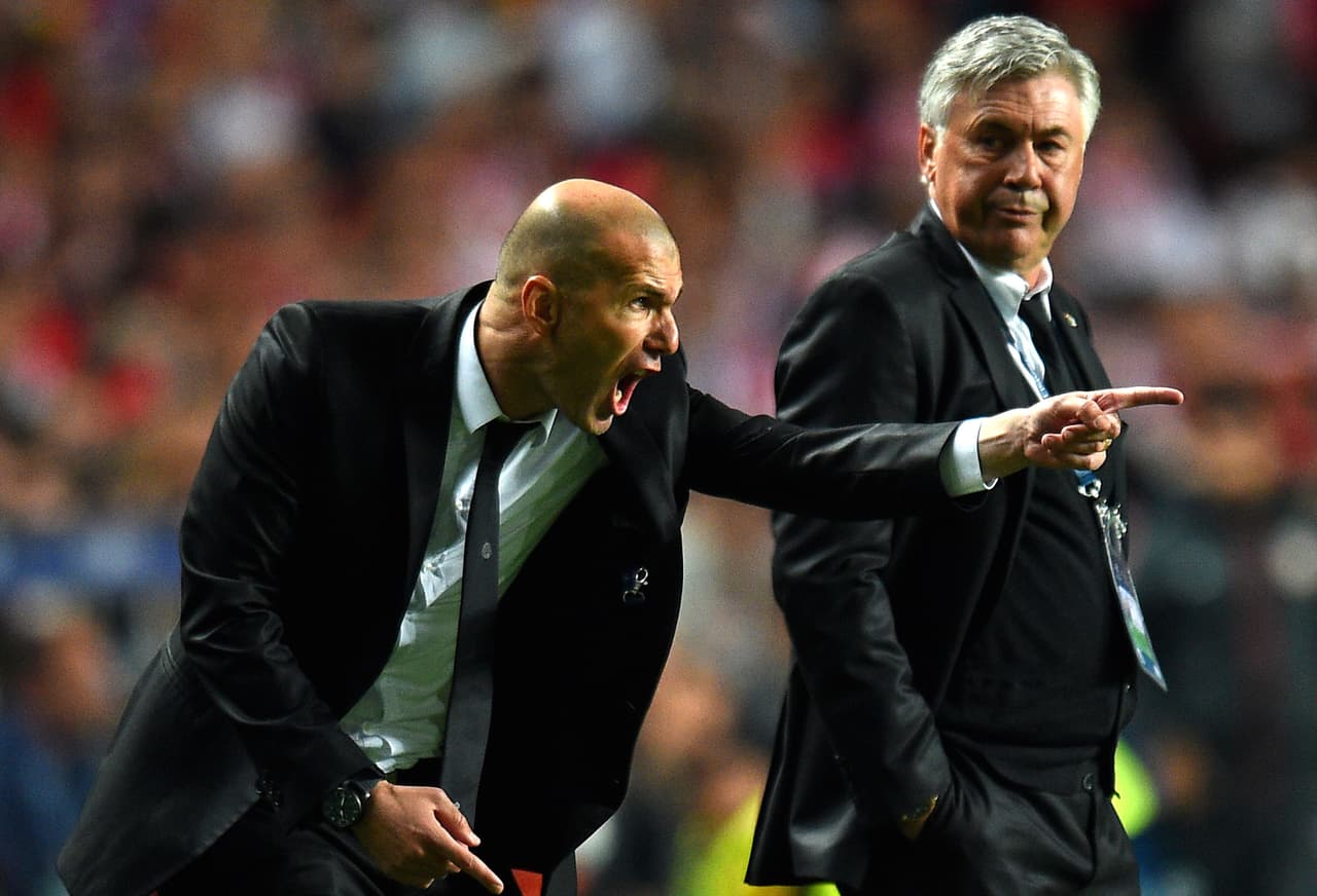 Varios 'viejos conocidos' se enferntarán en los cuartos de final de la Champions League. El duelo entre Real Madrid, dirigido por Zinedine Zidane, y por Bayern Munich, en cabeza de Carlo Ancelotti, que fuera DT en la casa blanca, es junto al Juventus-Barcelona lo más llamativo.