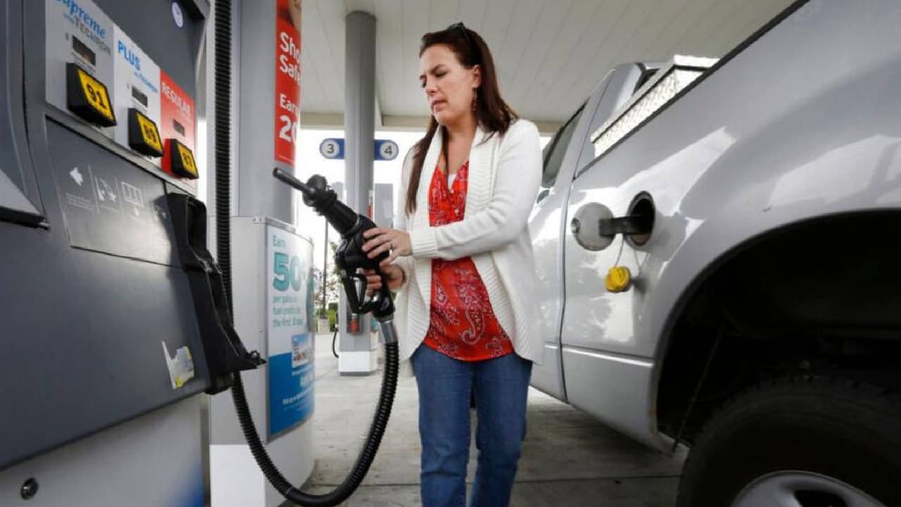 Cinco apps para ahorrar gasolina: Cómo encontrar los mejores precios de las estaciones más cercanas a ti 