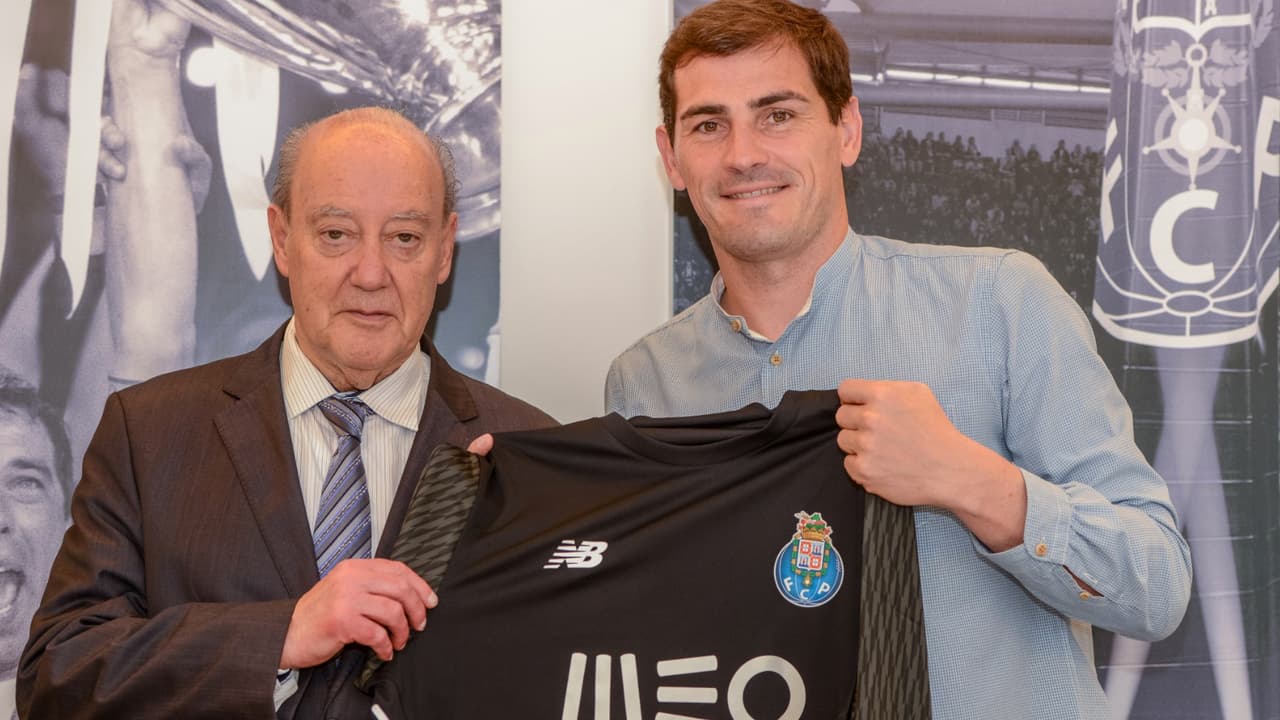 Iker Casillas renovó con el Porto y hasta se habría bajado el sueldo para quedarse