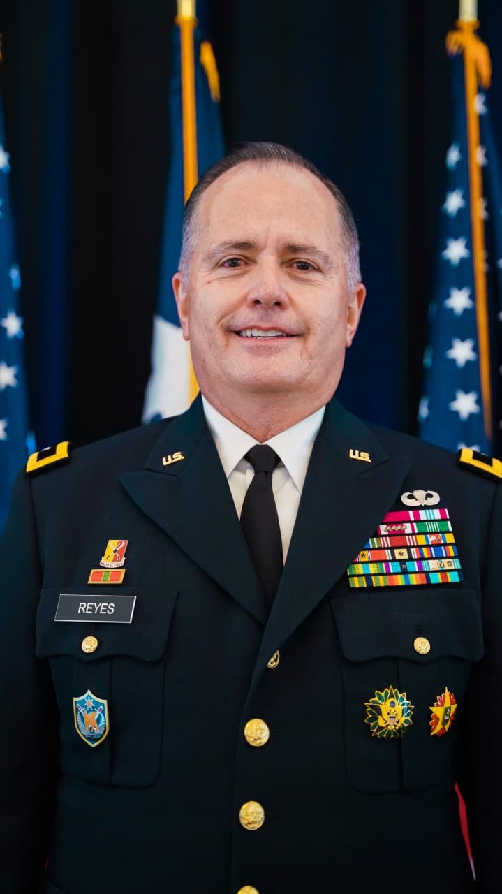 José Juan Reyes - Pierluisi expresó que decidió darle continuidad a la labor de logística y seguridad que le brinda el general Reyes a la Guardia Nacional, por lo que le pidió permanezca como ayudante general de la Guardia Nacional de Puerto Rico.