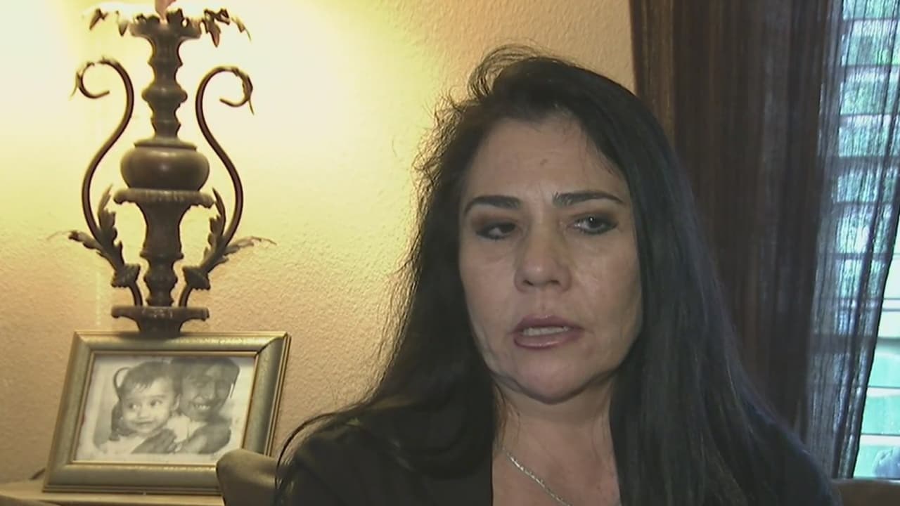 "Si eres estadounidense, ¿dónde están tus papeles?": la pregunta de ICE tras detener a una hispana con ciudadanía 