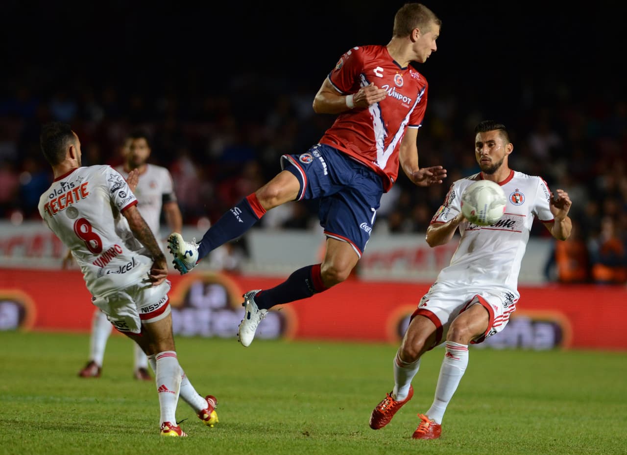 Veracruz 2-2 Xolos: Xolos de pelea, empata a Veracruz de visita y con 10 hombres