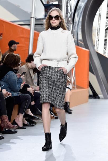 Un look girly boy lleno de piezas que arman el perfecto look de una mujer.