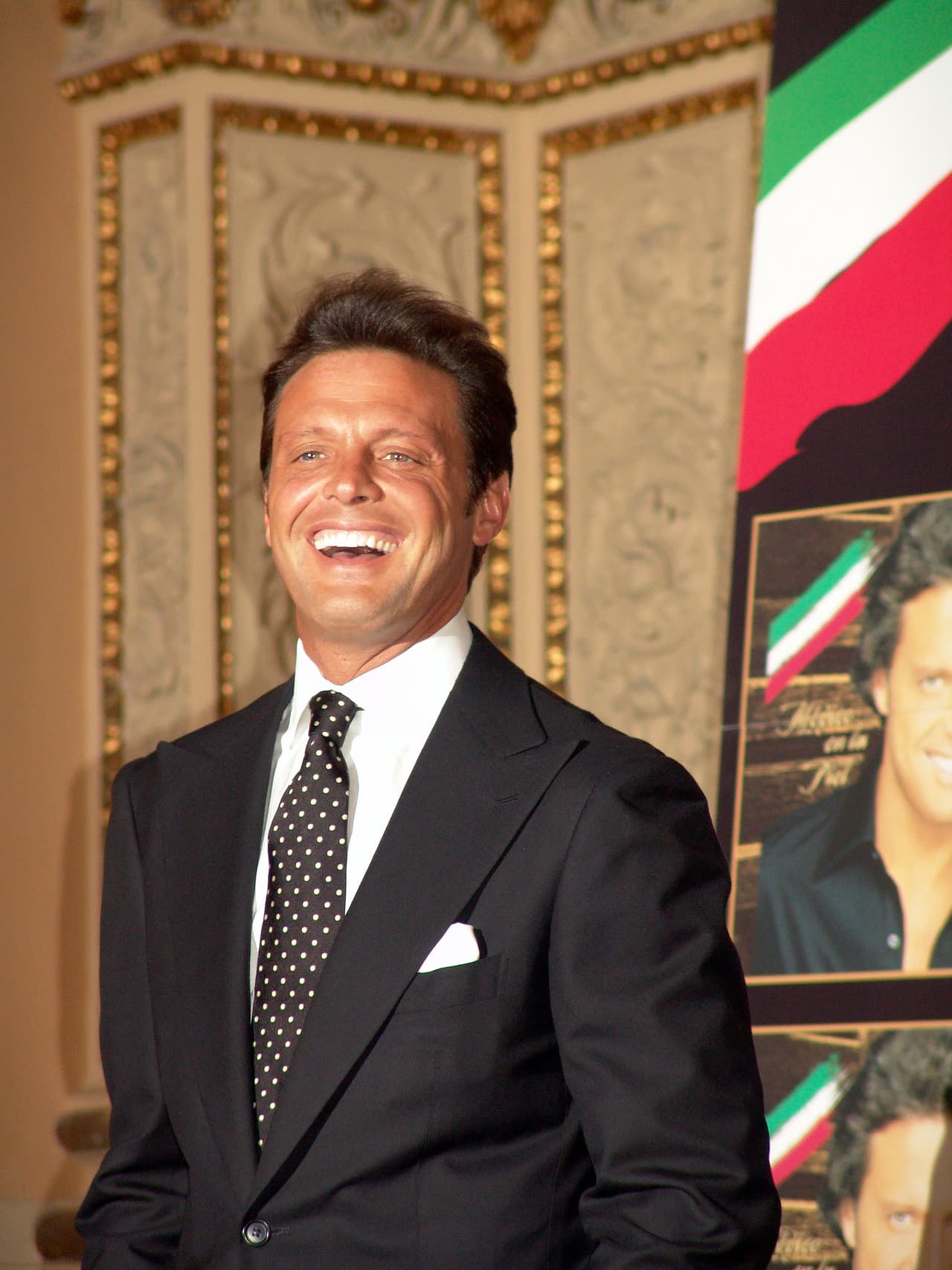 Uno de los discos más alegres que le hemos escuchado fue 'México en la Piel' de 2004.