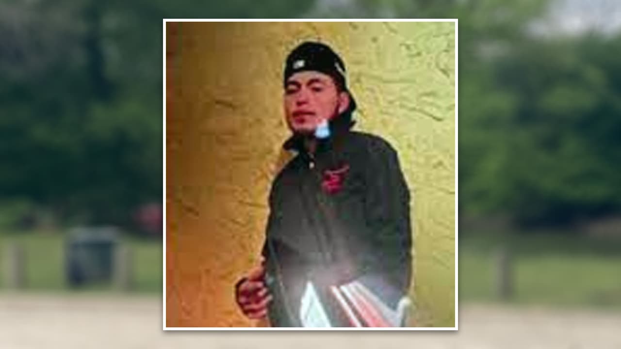 Menos de 24 horas después, las autoridades e
<b>ncontraron el cuerpo de Edyn Oswaldo Yat Choc</b>, que este domingo cumpliría 18 años, así lo comentó su hermano, Fredy Alexander en entrevista para 
<i>Univision 23</i>.