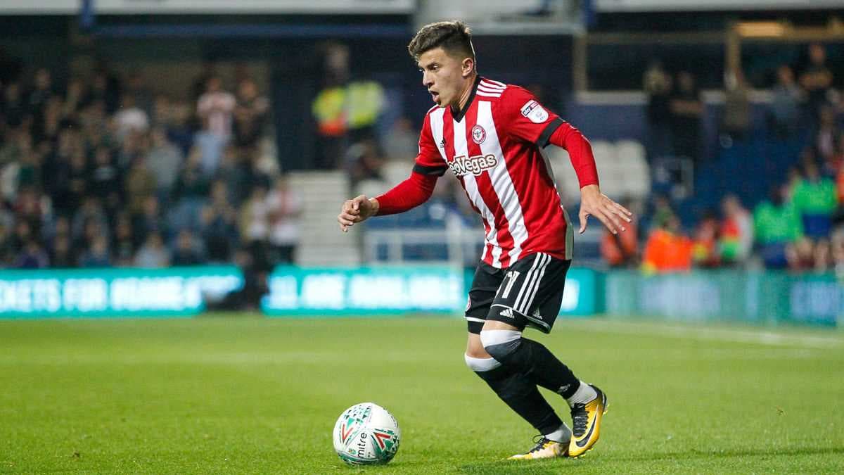 <b>Ilias Chatzitheodoridis</b>
<br>Griego, jugador lateral izquierdo del Panathinaikos. Se formó en la academia del Arsenal hasta poco antes de cumplir los 19 años e iniciar su carrera en Inglaterra.