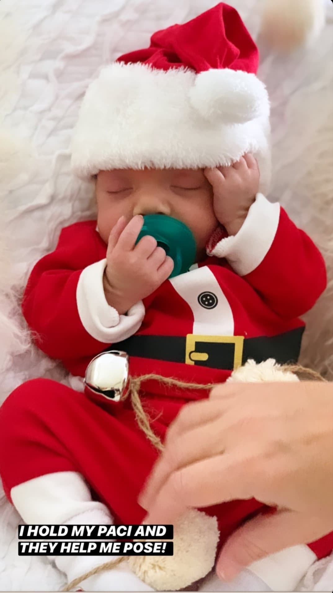 La Navidad 2019, Andrea tuvo en casa tuvo a un tierno Santa Claus que arrancó suspiros en las redes sociales.