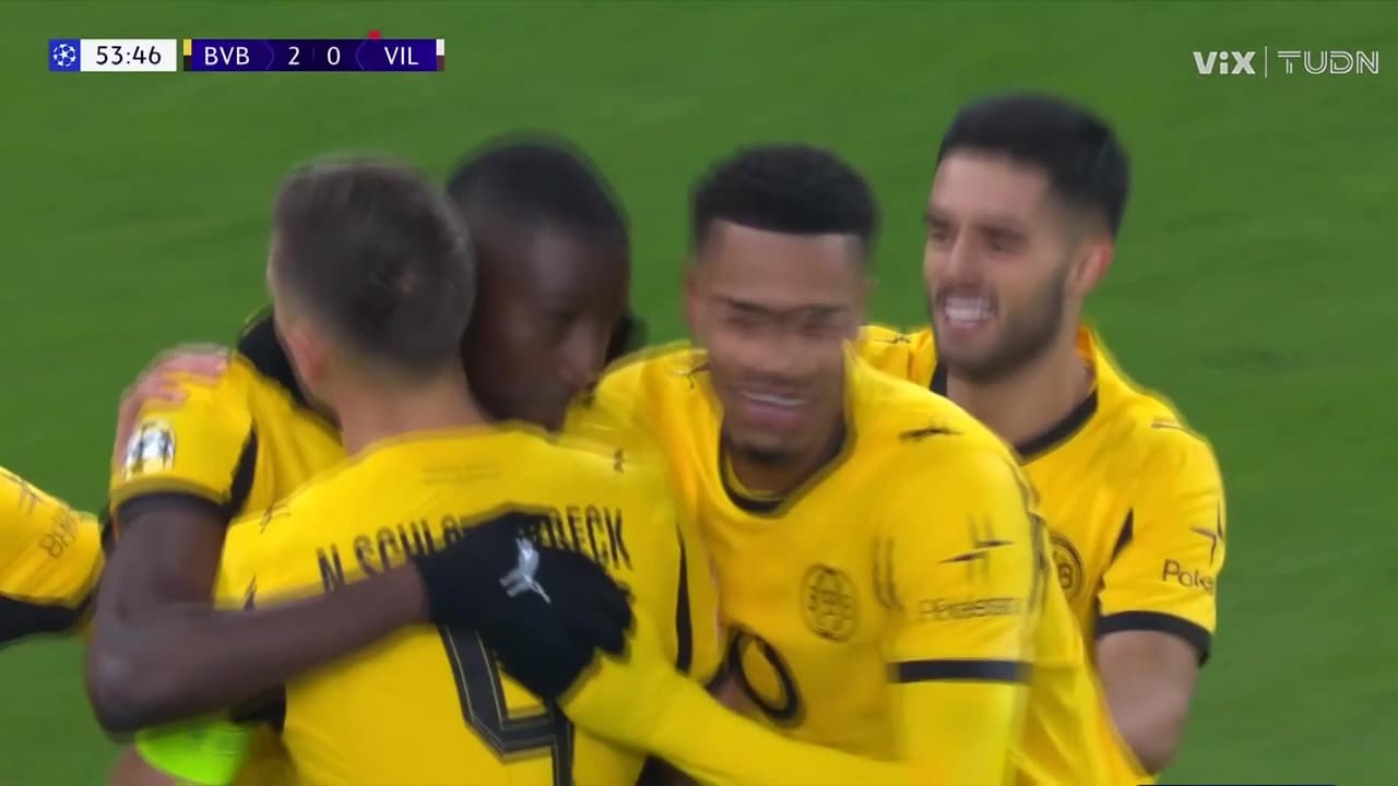 ¡Doblete de Guirassy! Aprovecha el rebote que deja el arquero para el 2-0