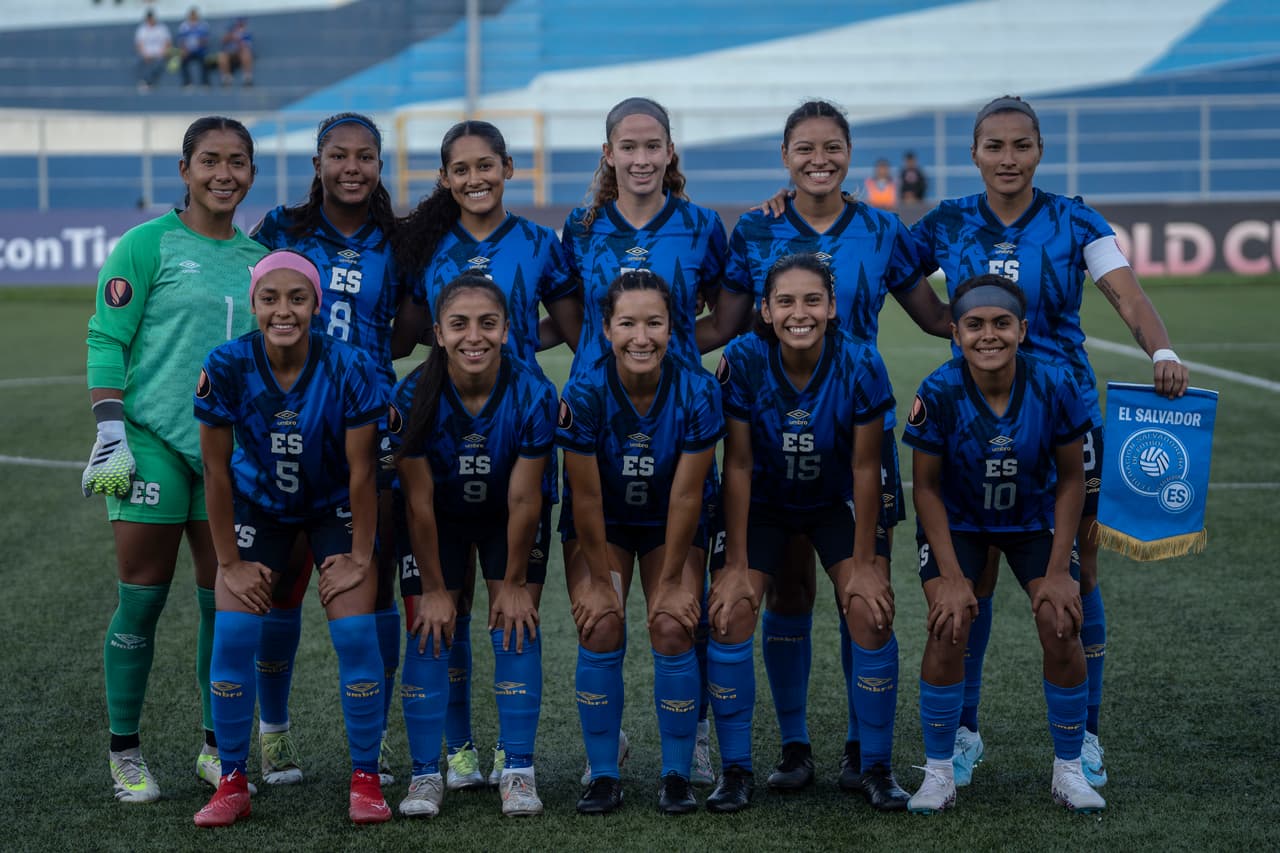 Estas futbolistas dieron más victorias a El Salvador en un año que la selección masculina en décadas