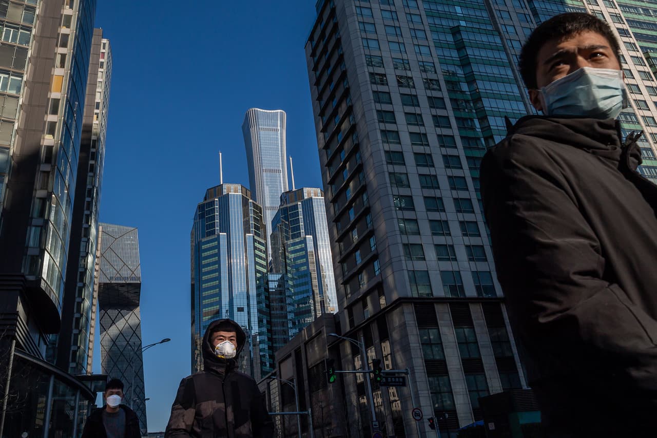 <b>9.- La mayoría de los casos se concentran en cuatro países. </b>"De los 118,000 #COVID19 casos reportados a nivel mundial en 114 países, más del 90% están en solo cuatro países, y dos de ellos (China y Corea del Sur) tienen epidemias en declive significativo", explica el Dr. Tedros - Director General de la Organización Mundial de la Salud.
<br>