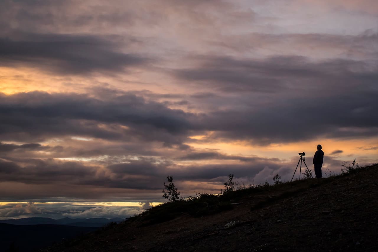 Al norte de Estados Unidos, en el área de Yukón, en nuestro vecino de Canadá, cuentan con una temperatura de alrededor de 30 grados.