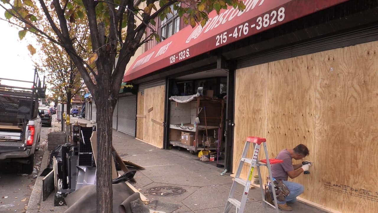 La policía de Filadelfia aumentará su presencia en medio de disturbios civiles tras la muerte de Walter Wallace