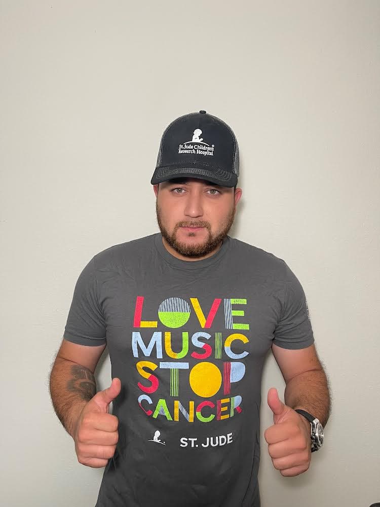 Así como Kevin Ortiz, que por muchos años ha apoyado la gran lucha que lleva el hospital.