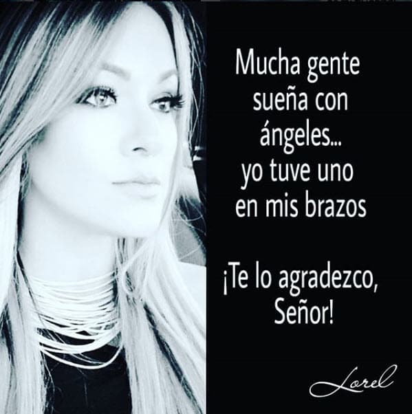Las redes sociales le han servido como ventana para drenar el dolor que siente, por eso comparte con sus seguidores frases de agradecimiento por el apoyo recibido y también algunos pasajes bíblicos: "Gracias por tus bendiciones. ¡Dios, así como te he entregado a mi hijo, te entrego también mi dolor! ¡Tuya soy, Señor!".
