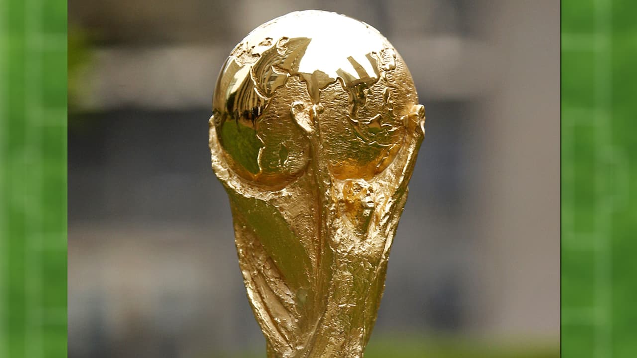 El 
<b>6 y 7 de noviembre</b>, domingo y lunes, la copa estará en la galería Lighthouse en el 
<b>507 S Harwood St.</b>, para poder forma parte de la experiencia tienes que adquirir tus entradas a través de la promoción de una popular empresa de bebidas, conoce las bases y reglas en: 
<br>
<a href="https://www.coca-colacompany.com/news/coca-cola-believing-is-magic-with-fifa-world-cup-2022-campaign" target="_blank">https://www.coca-colacompany.com/news/coca-cola-believing-is-magic-with-fifa-world-cup-2022-campaign</a>