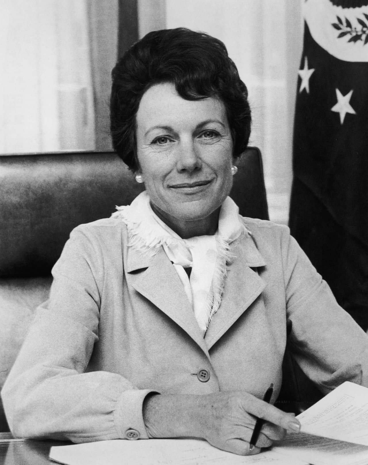 <b>Anne Armstrong (1927-2008).</b> Armstrong se mudó a Texas tras graduarse de periodismo por Vassar. Tras casarse con el texano Tobin Armstrong, se involucró en el Partido Republicano, donde se convirtió en la primera mujer en dar un discurso en la Convención Republicana. Fue nombrada embajadora estadounidense en el Reino Unido por el presidente Gerald Ford.