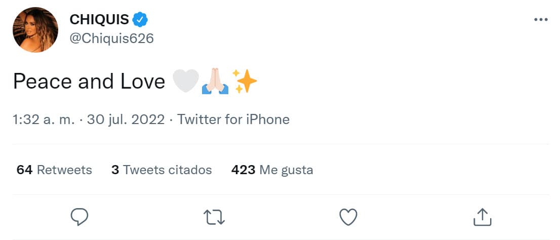 Al día siguiente, pidió "amor y paz" en este otro mensaje, pero las aparentes indirectas a Lorenzo Méndez no cesaron.