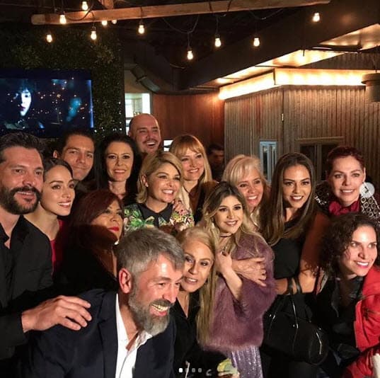 "Es correcto, aunque ya había tenido oportunidad, desde el 2015, de hacer algunas participaciones puntuales en algunas producciones, este particularmente me encantó. Me exigió mucho, fueron escenas extraordinarias al lado de Itatí Cantoral, lo que representó una gran experiencia", puntualizó.
<br>