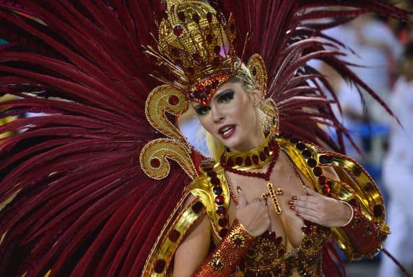 Miles de personas que asistieron al segundo día del Carnaval de Barranquilla, en el norte de Colombia.