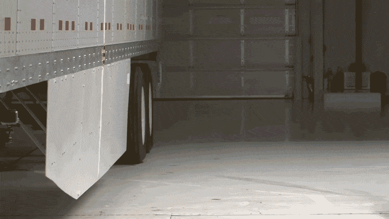 Cómo hacer que los choques laterales contra camiones-tráiler dejen se ser unos de los accidentes más mortales en las vías