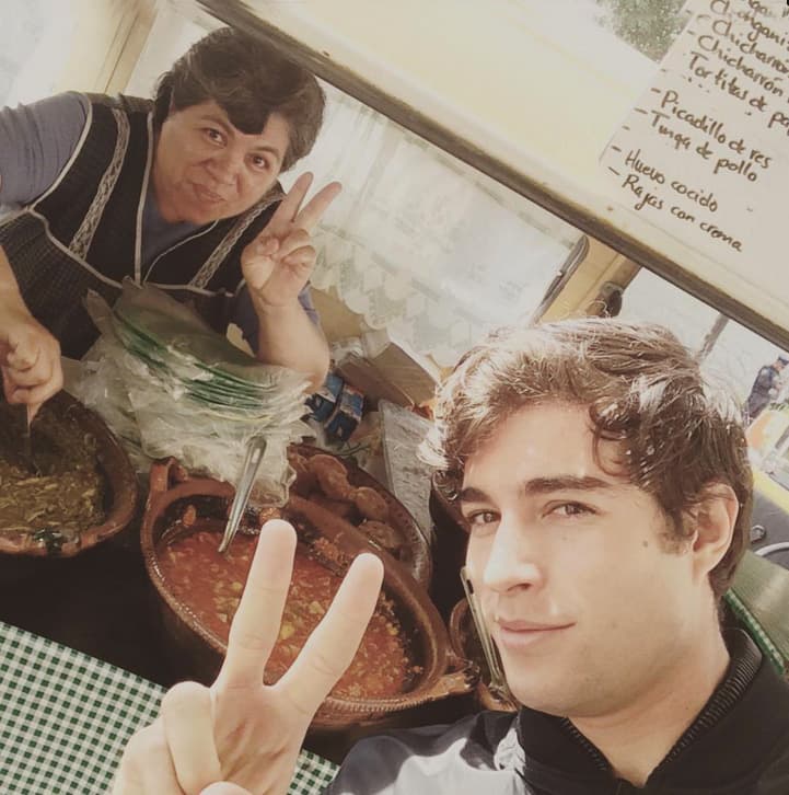 A Danilo le encanta la comida, le gusta probar sabores nuevos.