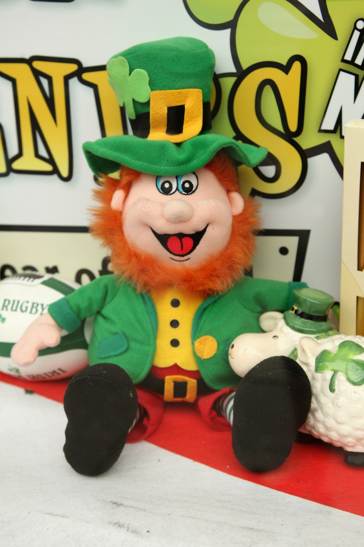 <b>8. DUENDES</b>
<br>Esta criatura mitológica es menor del tamaño de un niño y está presente en el folclor de muchas culturas, conocidos también por otros nombres como gnomos o goblins, todos seres fantásticos cuyos atributos varían de país en país.