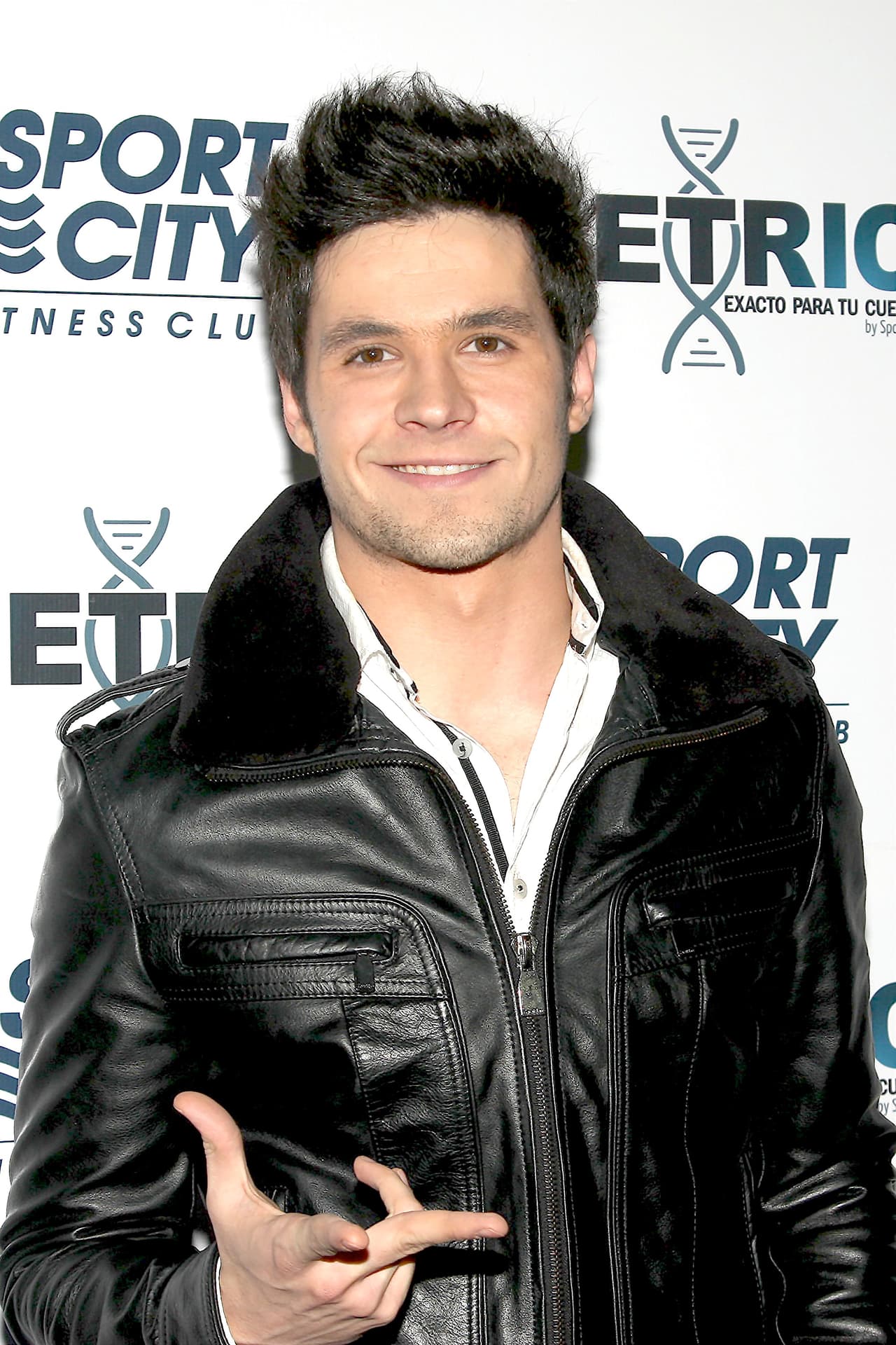 Froylán Díaz consideró que el actor es "una persona que 
<b><a href="https://www.univision.com/famosos/gloria-trevi-reacciona-a-la-presunta-violencia-de-eleazar-gomez-hasta-donde-tenemos-que-aguantar-las-mujeres-video" target="_blank">no debería estar ahí</a></b>", en el reclusorio, pero que lo está debido a que el caso es mediático. 
<br>