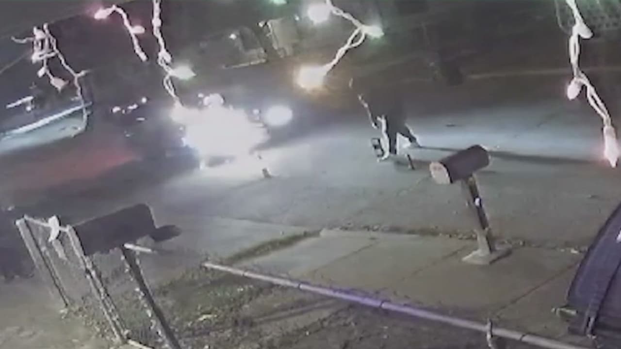 Así fue el atropello de un hombre en vísperas de Año Nuevo al encender un cohete