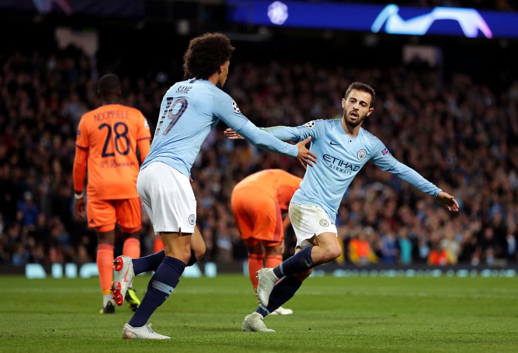 Siete minutos después del fallo de Depay en el mano a mano en contragolpe, el City anotó el 2-1 con Bernardo Silva, en jugada tejida con Leroy Sané, quien entró de cambio a darle chispa al City.