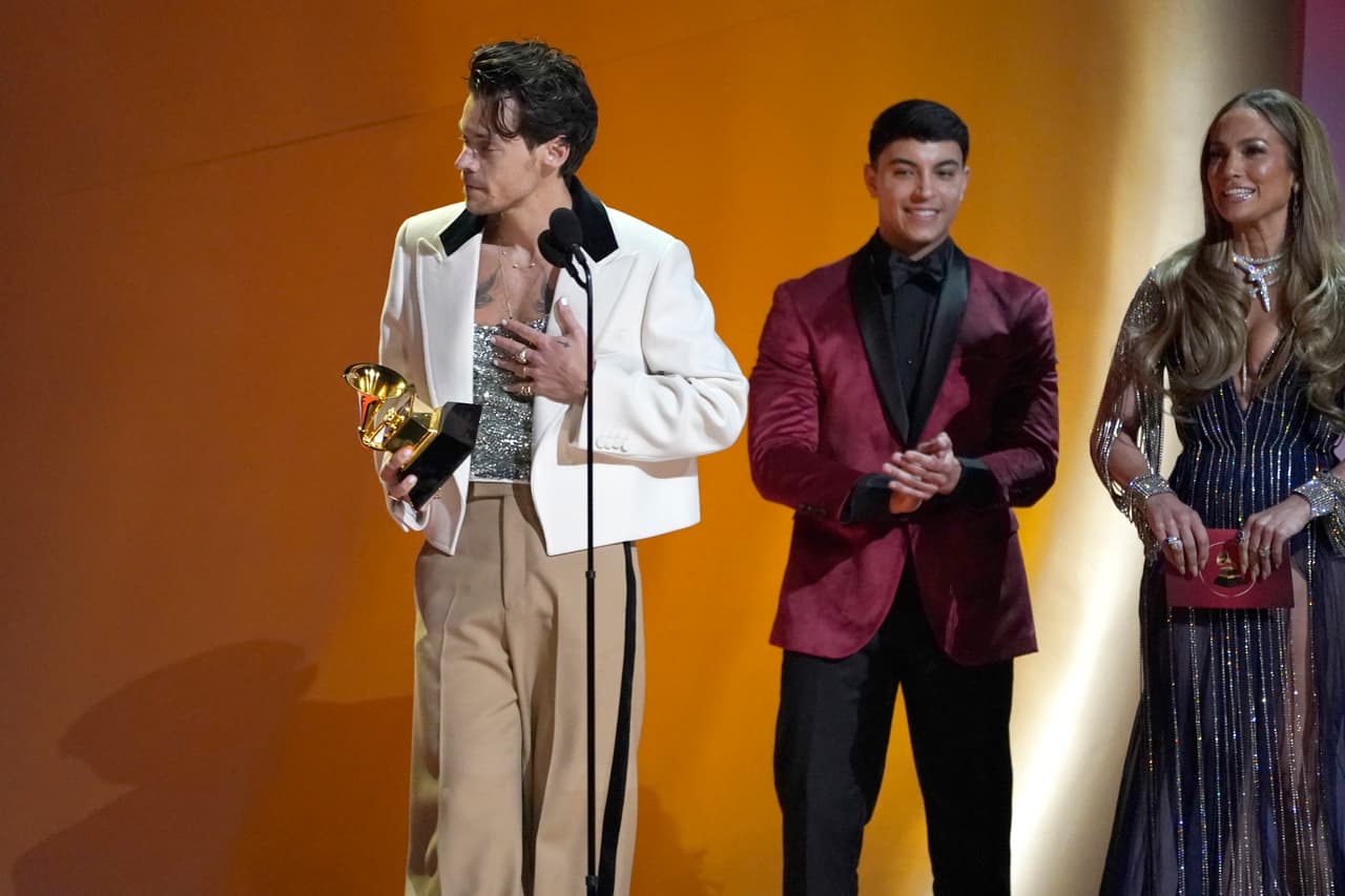 La cantante fue la encargada de presentar el premio a Mejor Álbum Pop Vocal, que fue para 'Harry’s House' de Harry Styles. 
<br>