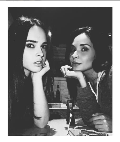 Adriana Louvier es parte de su lista de amigos.