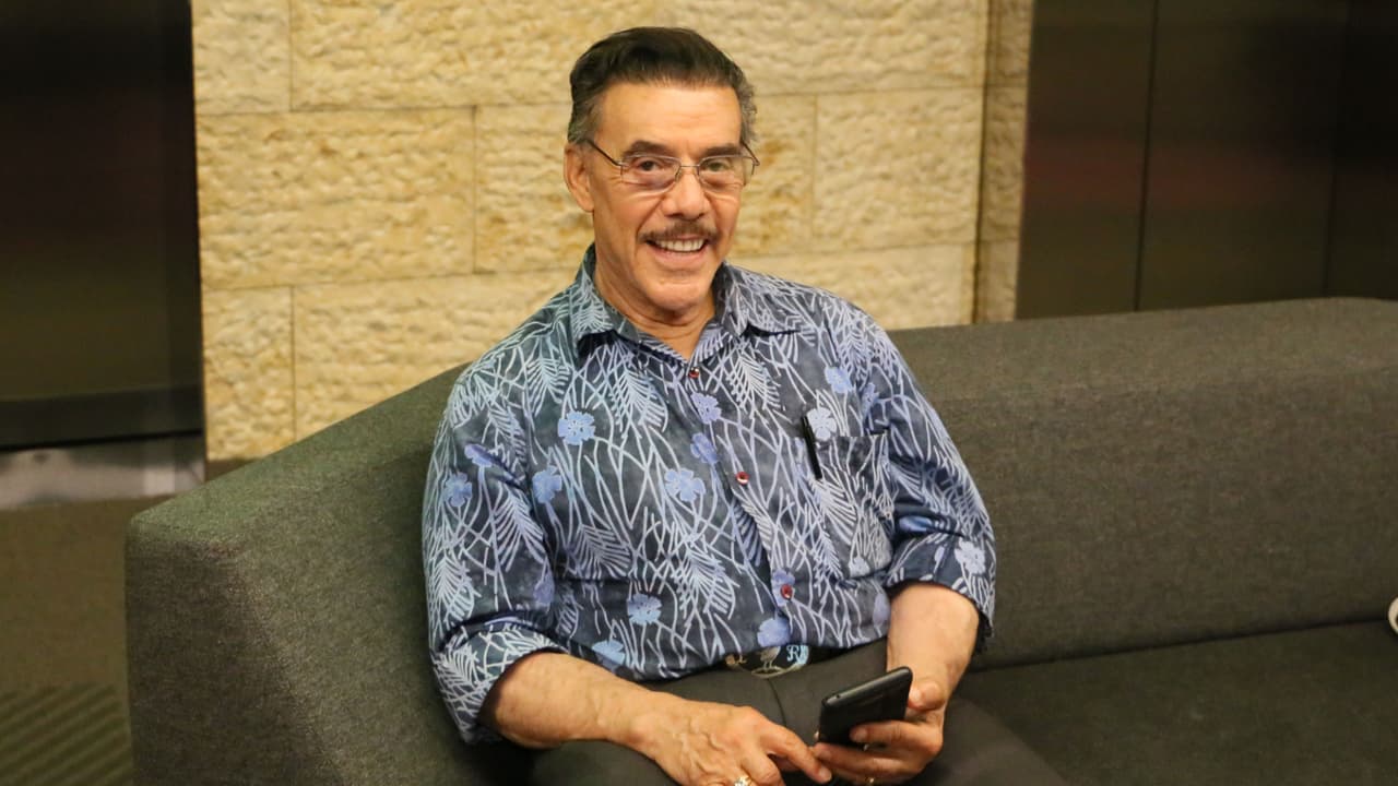 Mientras que don Pedro tampoco dejó escapar la oportunidad y guardó muchos recuerdos en su celular.