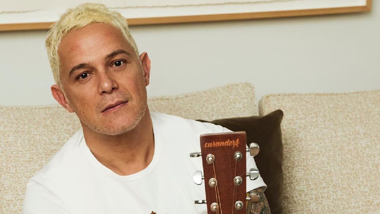 Alejandro Sanz preocupa al revelar que "no está bien": "A veces no quiero ni estar"
