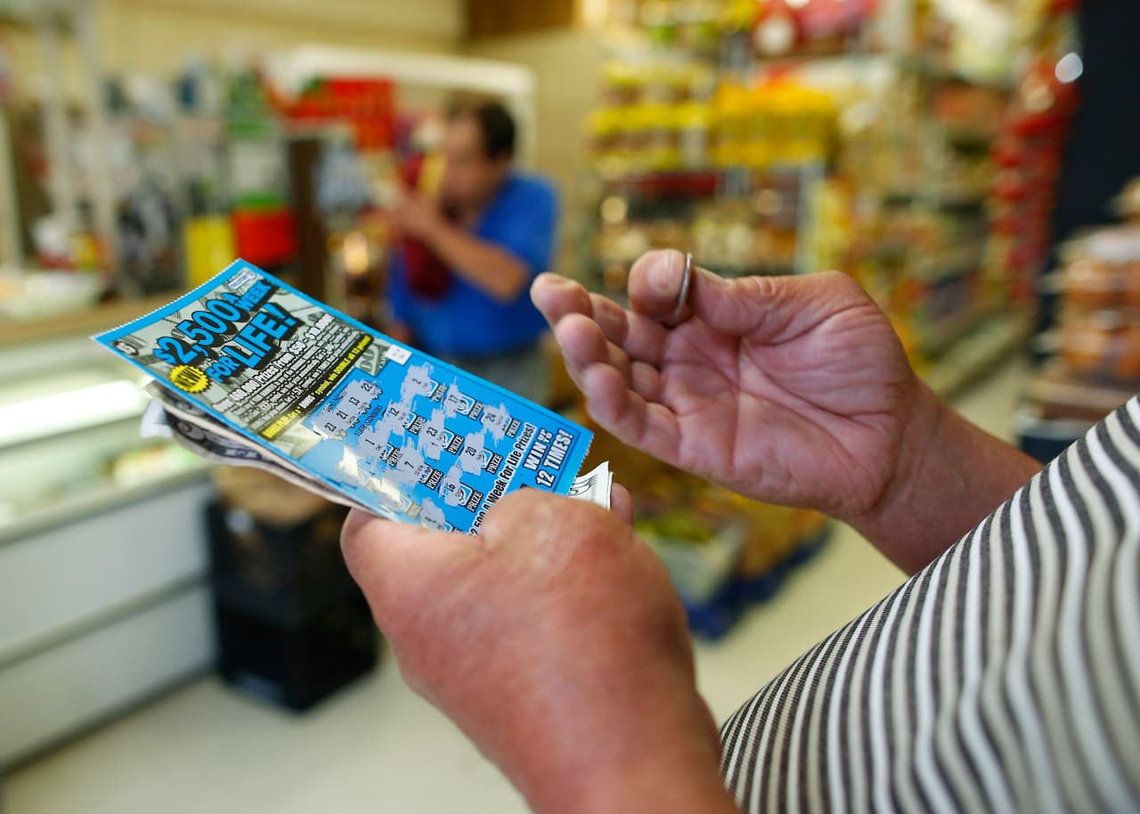 Cómo un desvío involuntario rumbo a casa llevo a un afortunado a ganarse 10 millones de dólares