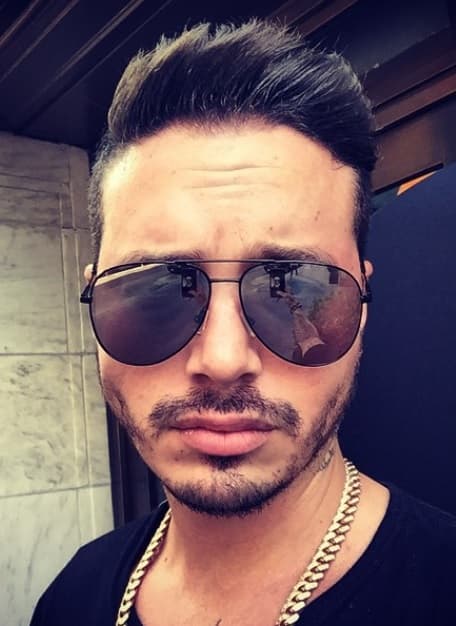 J Balvin trató de disculparse y dijo que era un chiste, y que él todo el tiempo se la pasaba haciendo bromas.