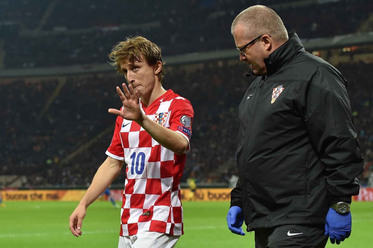 Luka Modric sufre lesión en la pierna derecha y será baja ante Malta