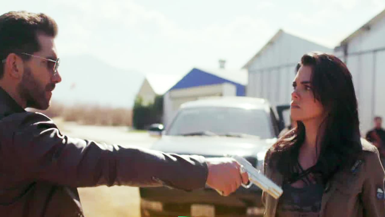 Durante el reencuentro de John y Yolanda, Dave se presentó para salvarle la vida.