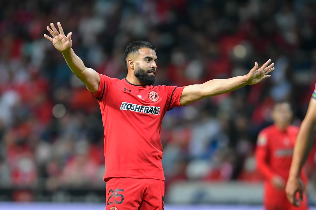 El atacante argentino Alexis Canelo salió de Toluca para llegar a FC Juárez.