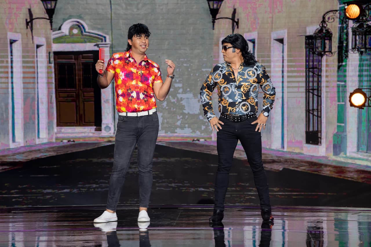 Regresando a los personajes icónicos de la televisión que han sido representados en El Retador, se tiene que mencionar a El Vítor y Albertano.