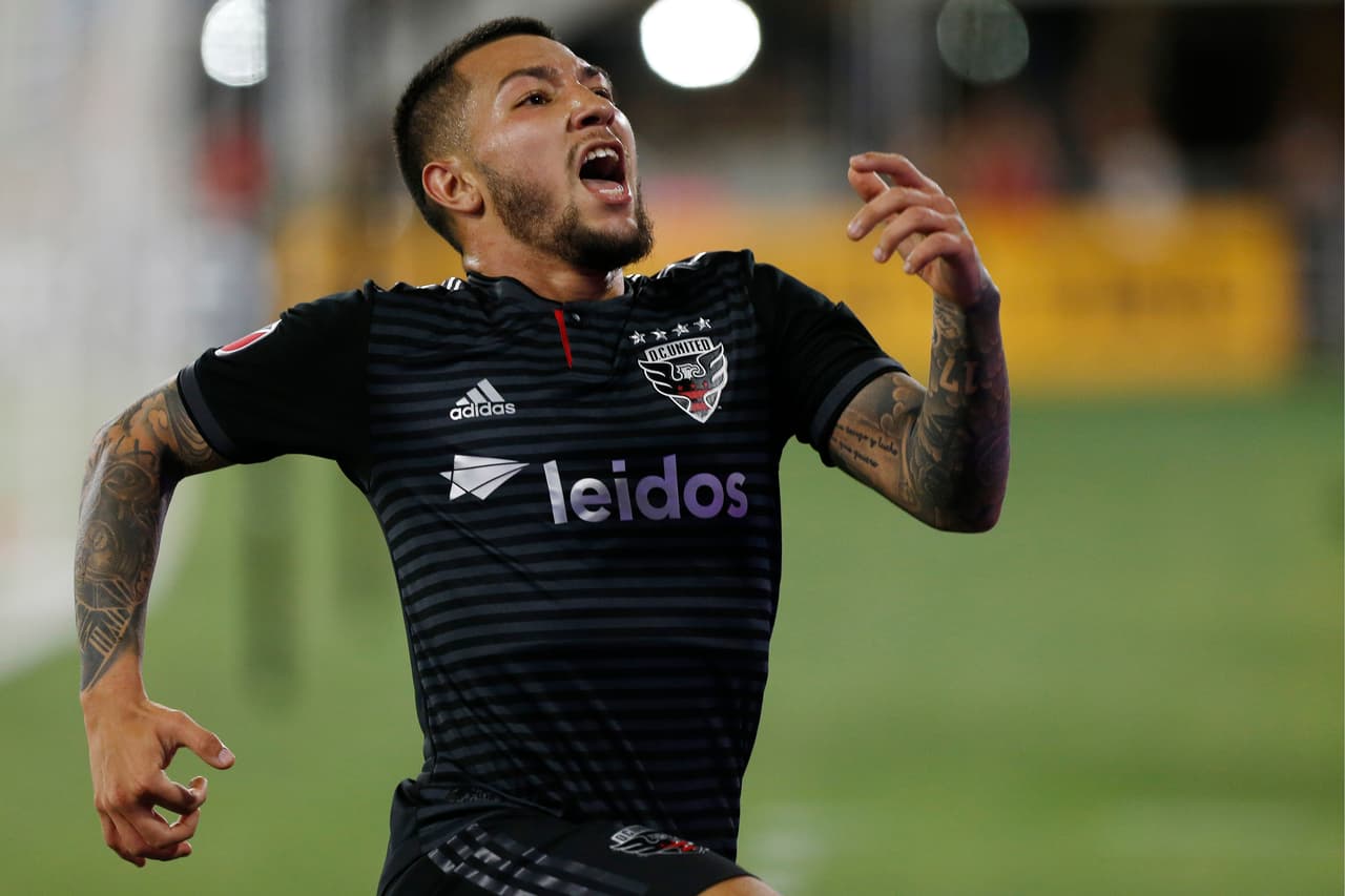 25) LUCIANO ACOSTA (D.C. United)