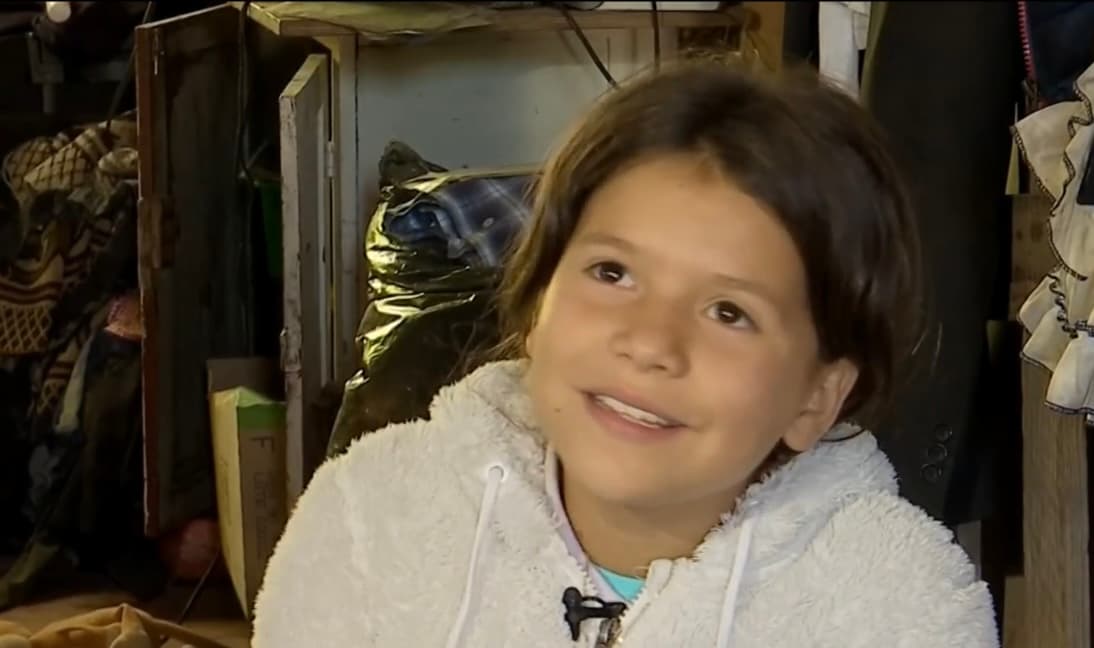 “Es todo para mí”, dice la pequeña Lady Suárez, mientras su hermana Lilian no olvida cuando “no tenemos comida y él llora porque le da tristeza”. 
<br>