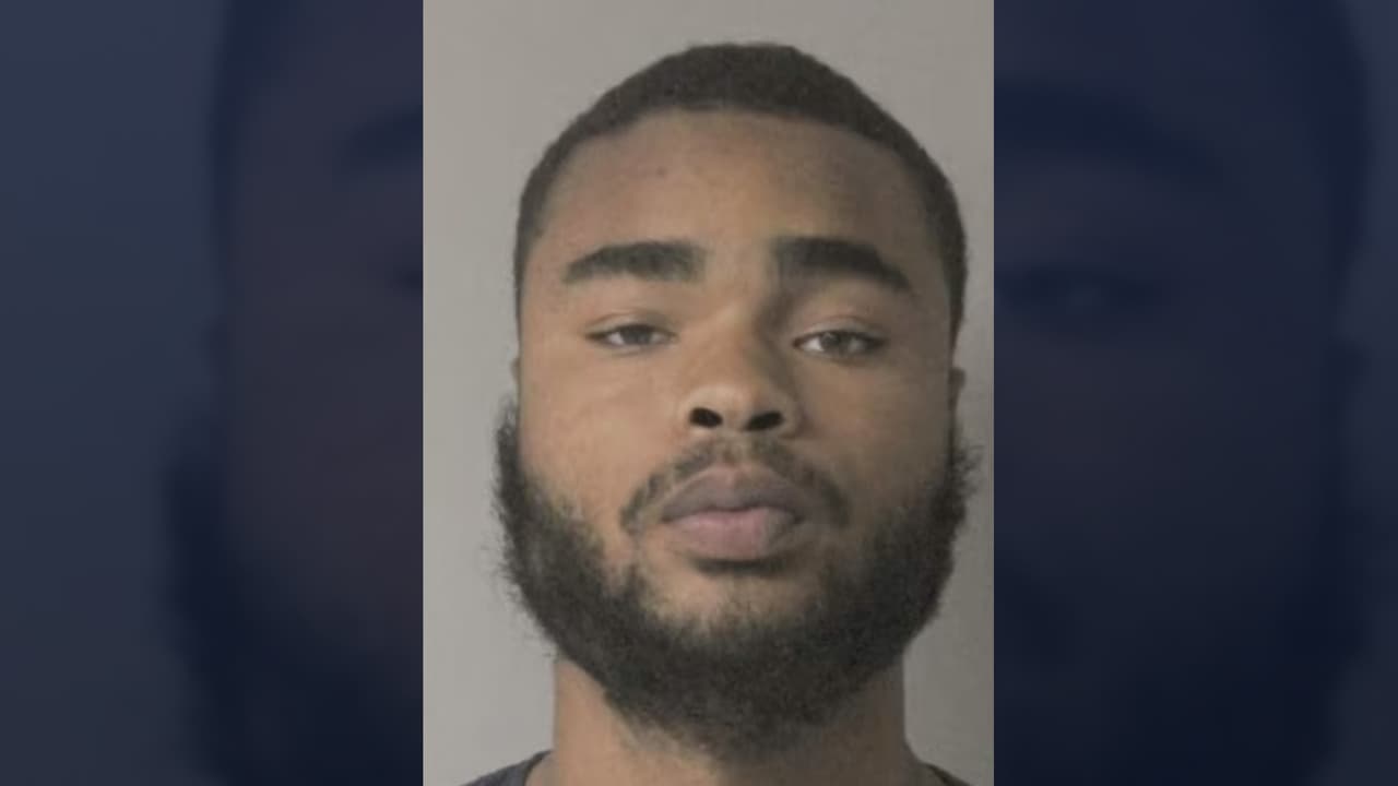 Menor de edad llama al 911 y alerta que un hombre tiene secuestrada a su mamá y la está abusando en su casa