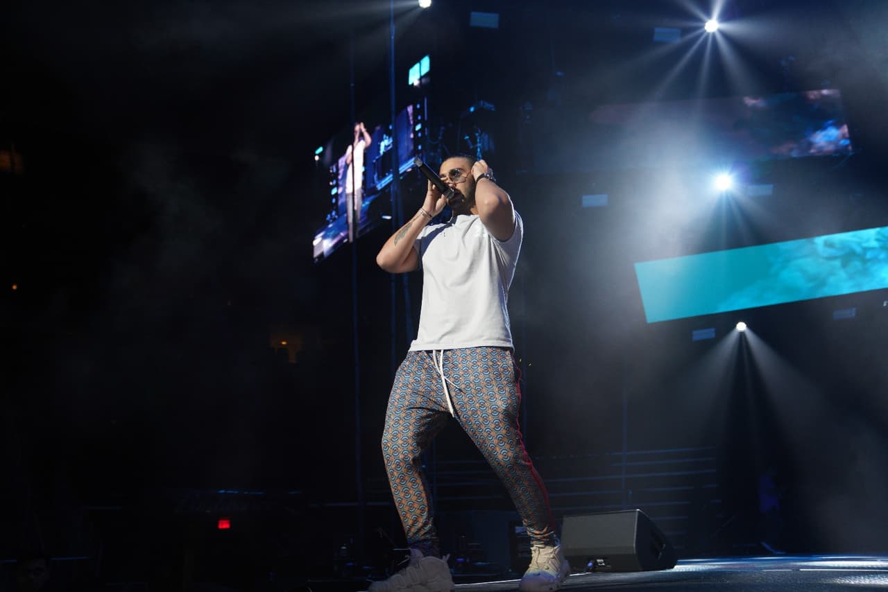 Y de seguro logró hacer nuevos fans de su música con su tremendo espectáculo en Houston.