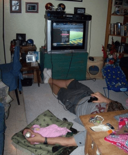 Este papá tiene todo bajo control...