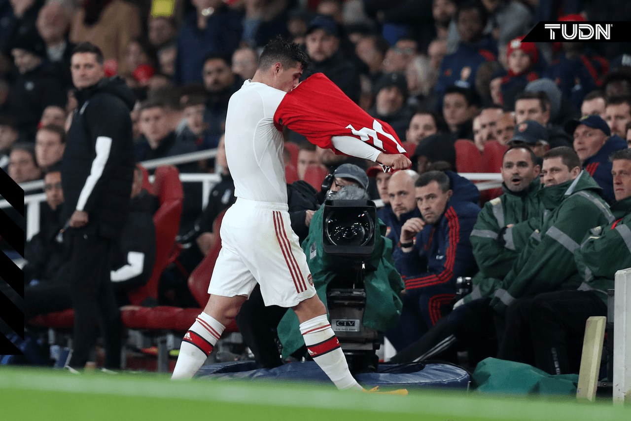Granit Xhaka pierde la capitanía en el Arsenal