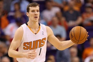 Dinosaurio asusta a los Phoenix Suns