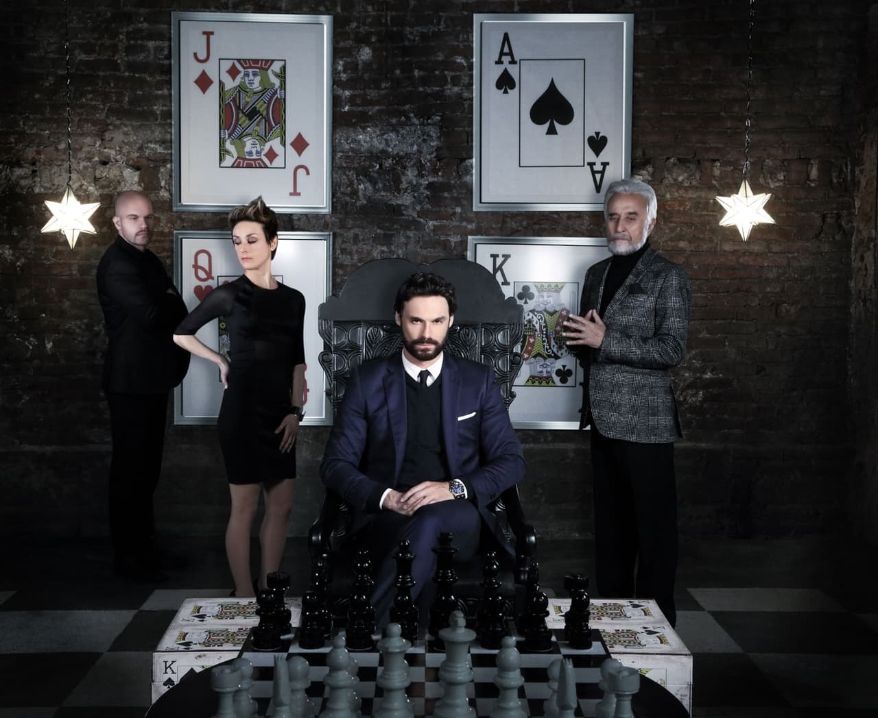 Iván Sánchez y un elenco de primera nos divirtieron con el tremendo plan de 'Yago' para vengarse de quienes le arruinaron la vida.