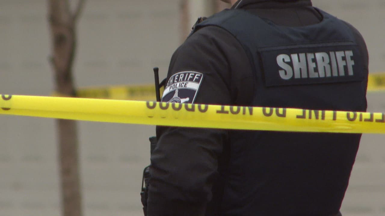 Tiroteo en Joliet: hombre muere en estacionamiento de tienda Dollar Tree