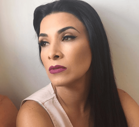 Siempre ha sido fiel a su estilo y cabellera negra.