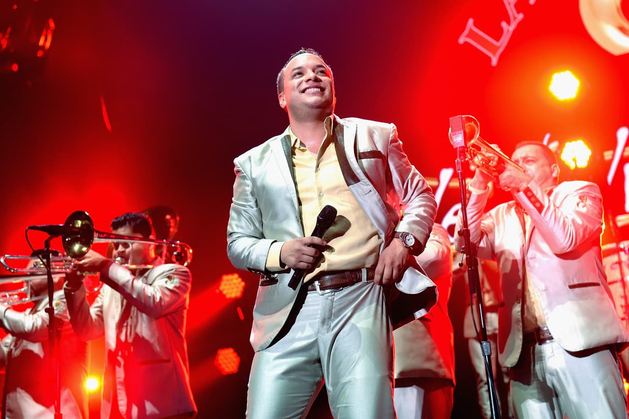 "Ahora me incorporo como parte de 
<b>la familia</b> y estamos ocupados con eso, empiezo ya la gira apenas", agregó.